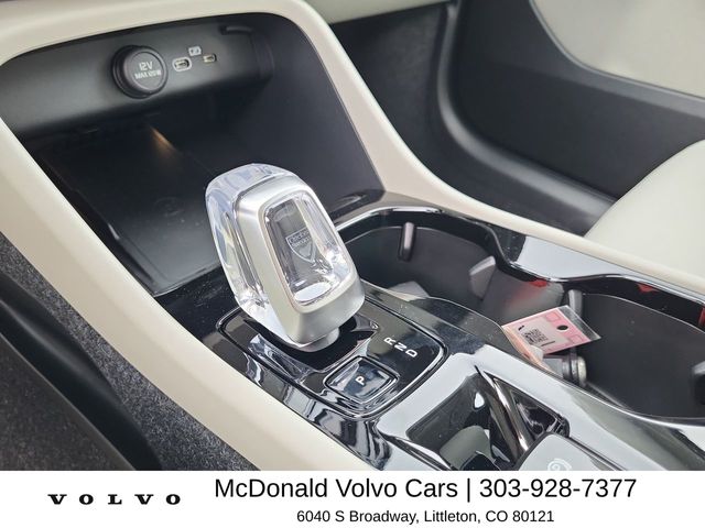 2026 Volvo XC40 Ultra - Photo 24