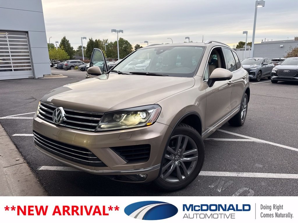 Used 2016 Volkswagen Touareg VR6 Lux 4MOTION SUV
