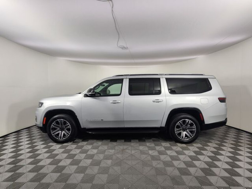 Used 2024 Jeep Wagoneer L Series II SUV