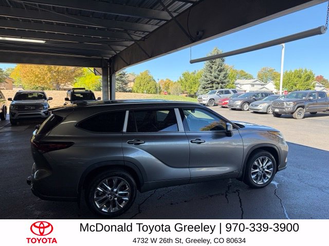 Used 2026 Toyota Highlander Hybrid Limited SUV