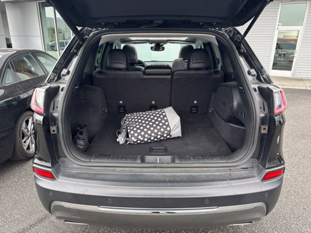 Used 2021 Jeep Cherokee Limited SUV