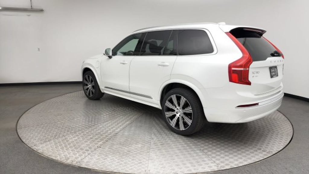 Certified 2024 Volvo XC90 Recharge Plug-In Hybrid Ultimate SUV
