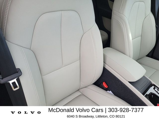 2026 Volvo XC40 Ultra - Photo 19