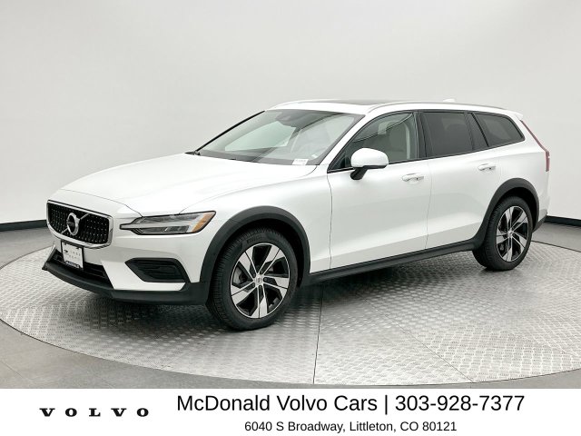 2020 Volvo V60 Cross Country Wagon 