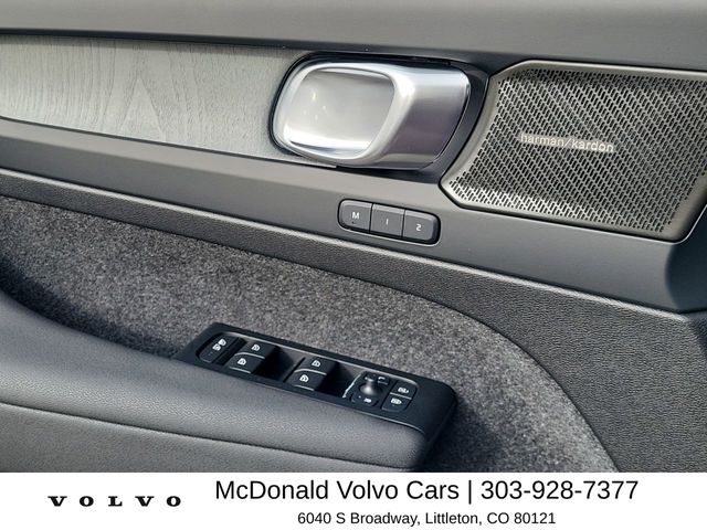 2026 Volvo XC40 Ultra - Photo 10