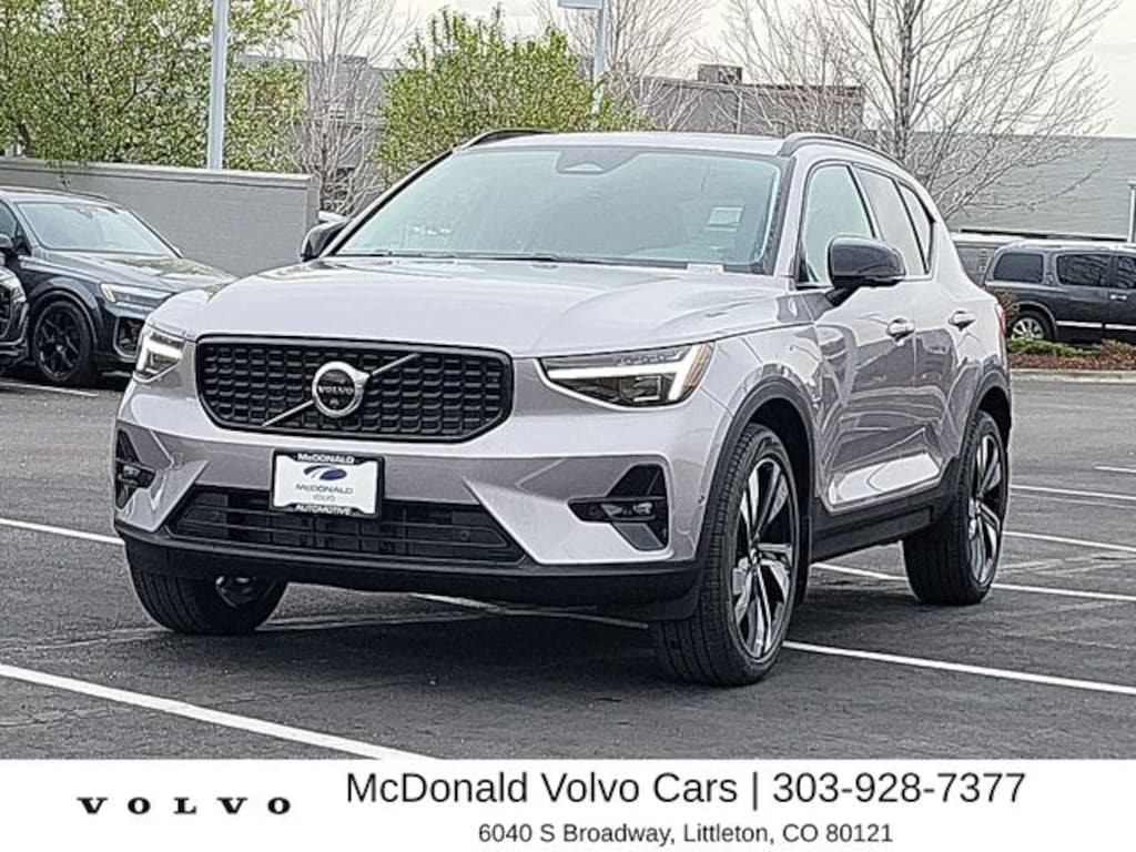 New 2026 Volvo XC40 B5 Ultra SUV