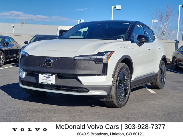 2026 Volvo EX30 Cross Country