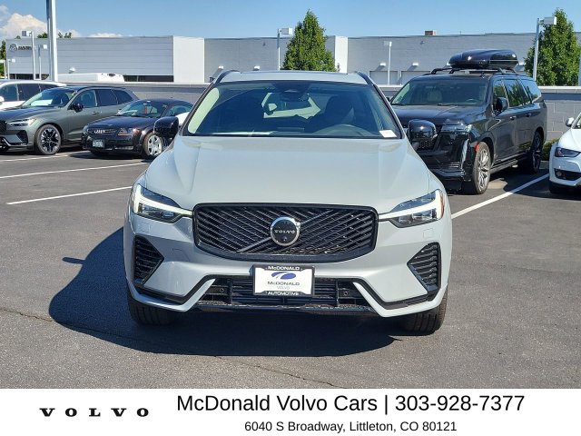 New 2026 Volvo XC60 plug-in hybrid T8 Plus SUV