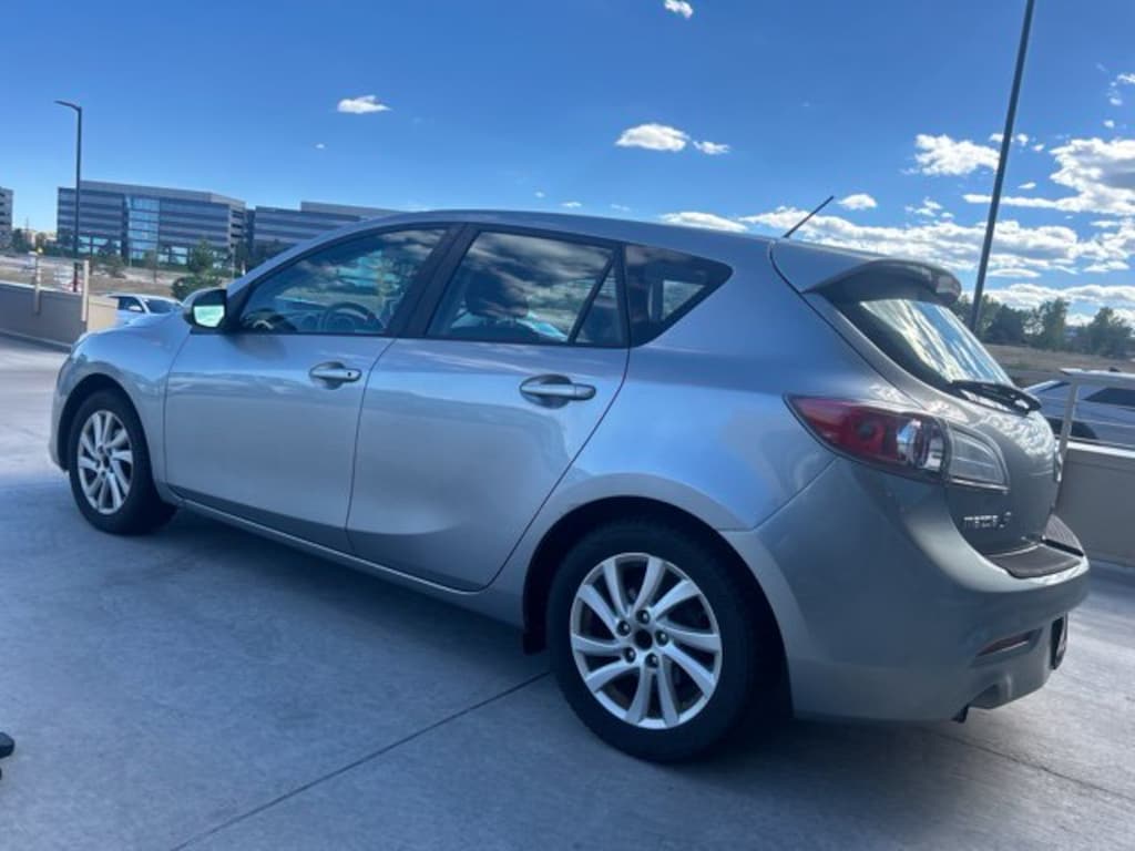Used 2012 Mazda Mazda3 i Touring Hatchback