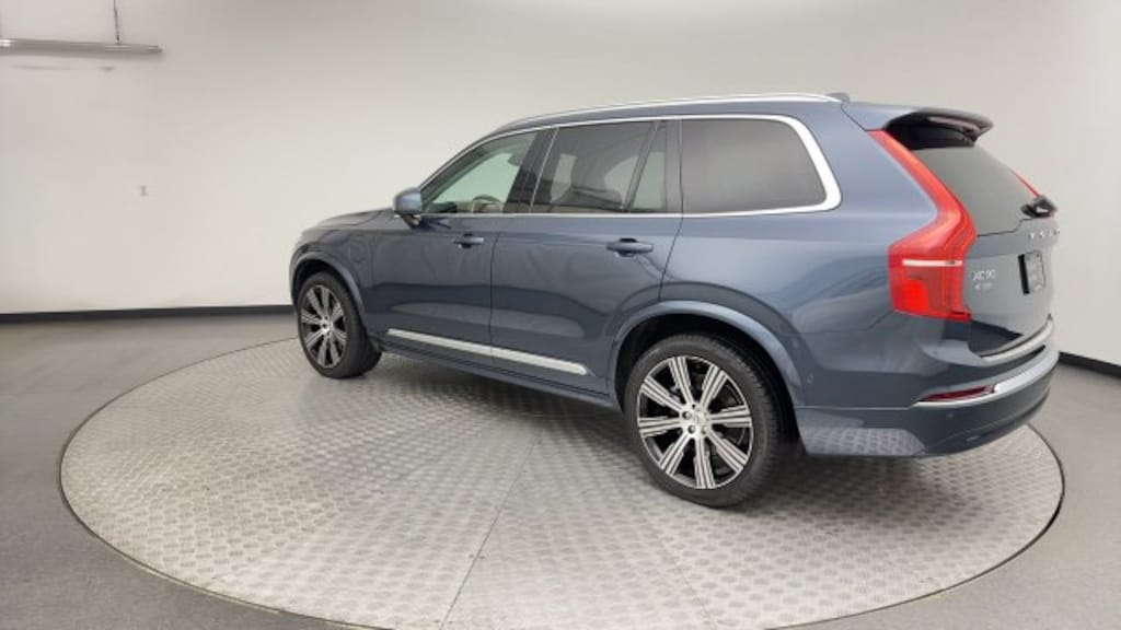Certified 2025 Volvo XC90 Plug-In Hybrid T8 Plus SUV