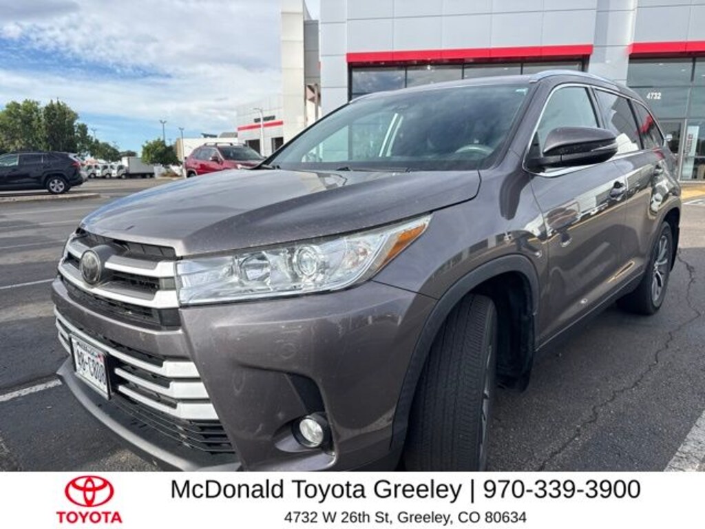 Used 2019 Toyota Highlander SE V6 SUV