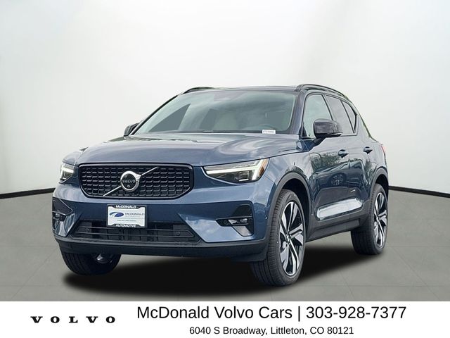 New 2026 Volvo XC40 B5 Ultra SUV