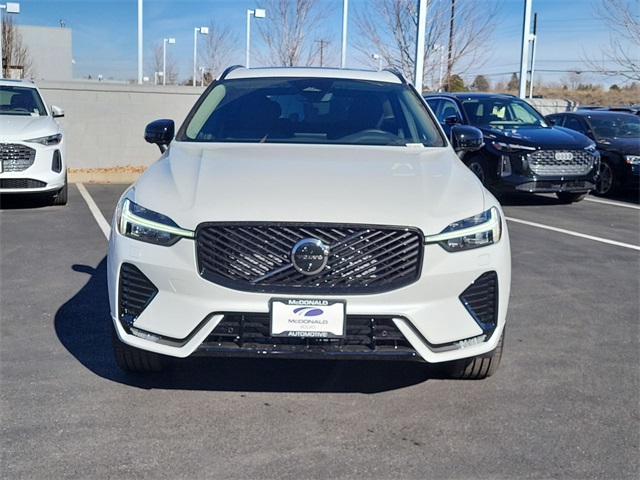 New 2026 Volvo XC60 B5 Plus SUV