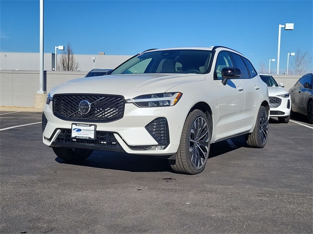 New 2026 Volvo XC60 B5 Ultra SUV