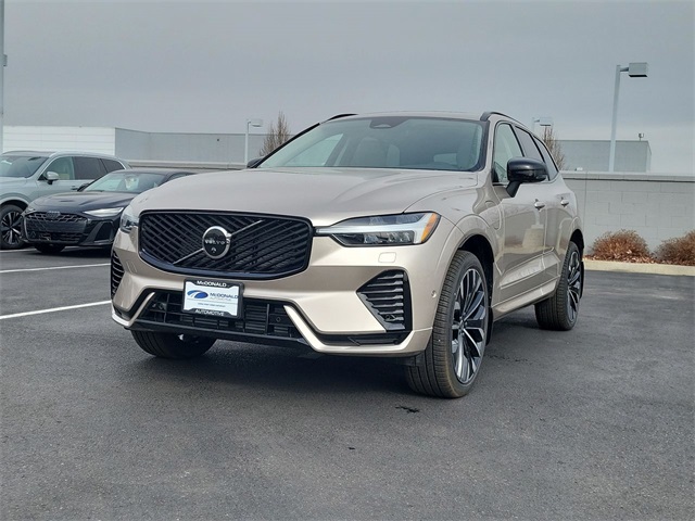 New 2026 Volvo XC60 plug-in hybrid T8 Ultra SUV