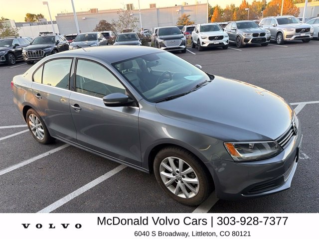 Used 2014 Volkswagen Jetta 1.8T SE Sedan