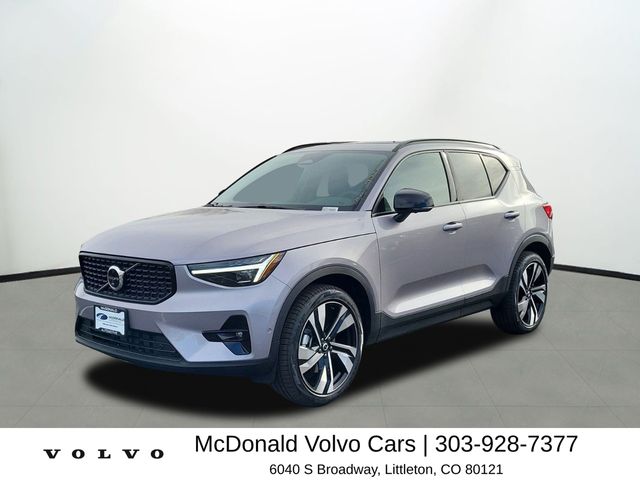  Volvo XC40