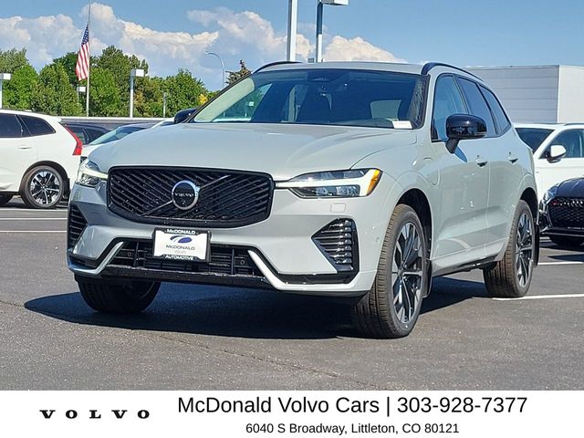 New 2026 Volvo XC60 plug-in hybrid T8 Plus SUV