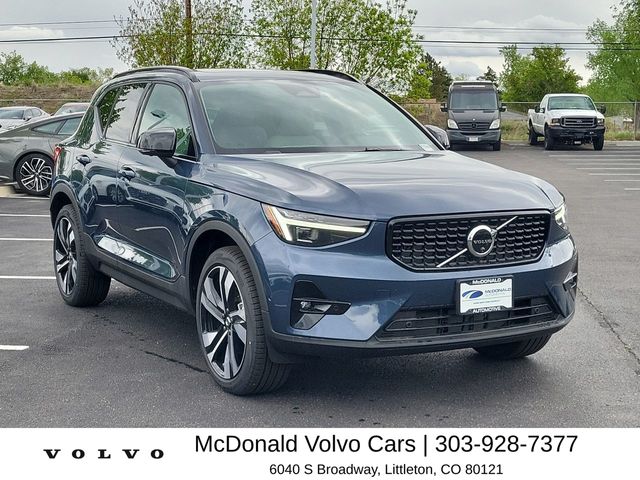 New 2026 Volvo XC40 B5 Ultra SUV