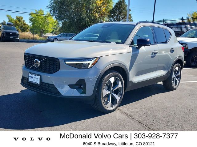  Volvo XC40