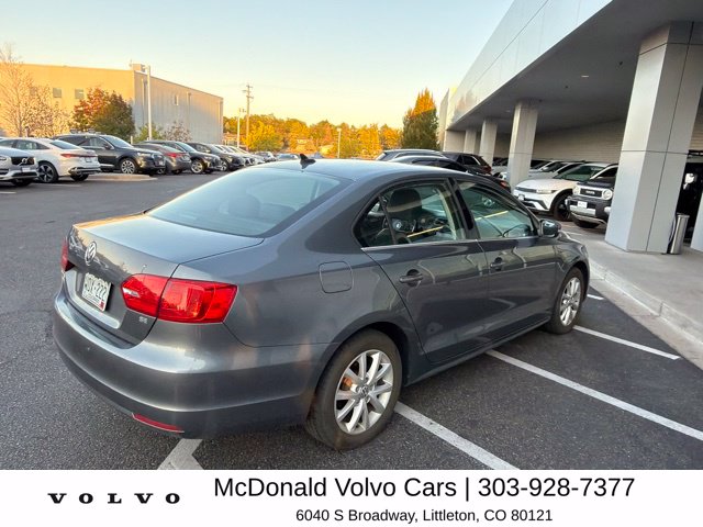 Used 2014 Volkswagen Jetta 1.8T SE Sedan