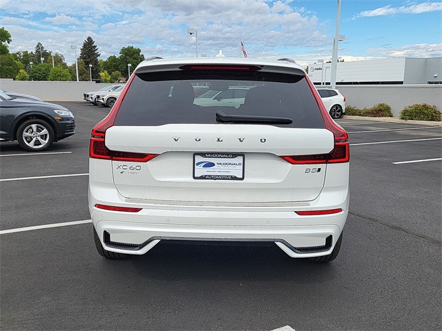 New 2026 Volvo XC60 B5 Plus SUV