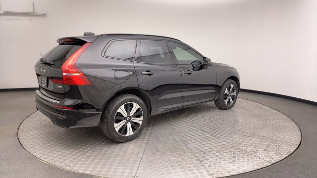 Used 2025 Volvo XC60 plug-in hybrid T8 Plus SUV