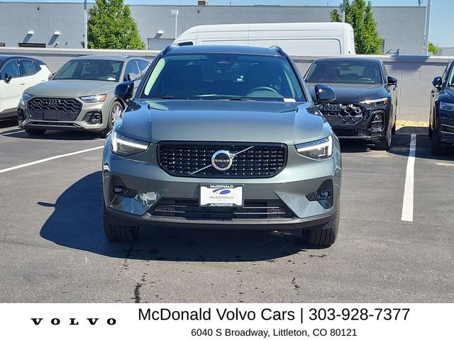 New 2026 Volvo XC40 B5 Ultra SUV