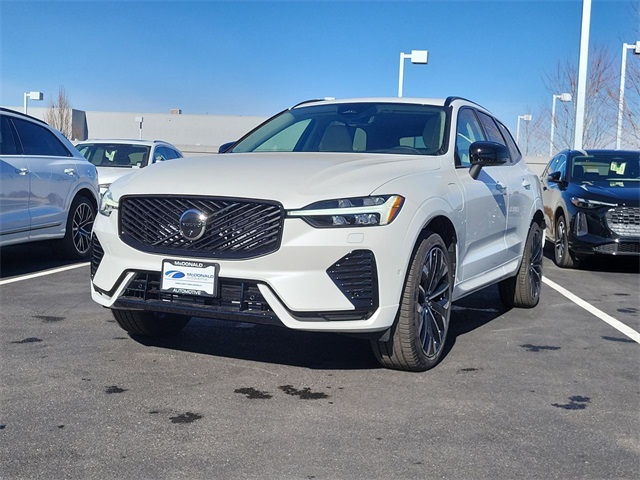 New 2026 Volvo XC60 plug-in hybrid T8 Ultra SUV