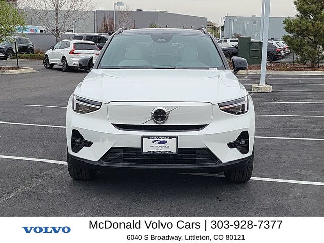 New 2026 Volvo EX40 Twin Motor Plus SUV