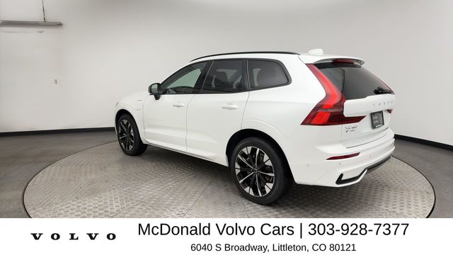 New 2026 Volvo XC60 plug-in hybrid T8 Plus SUV