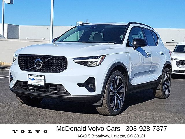  Volvo XC40