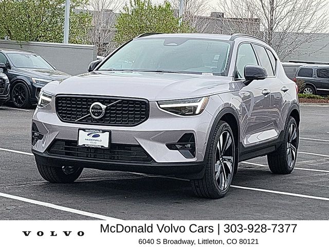 New 2026 Volvo XC40 B5 Ultra SUV