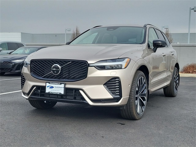 New 2026 Volvo XC60 plug-in hybrid T8 Ultra SUV