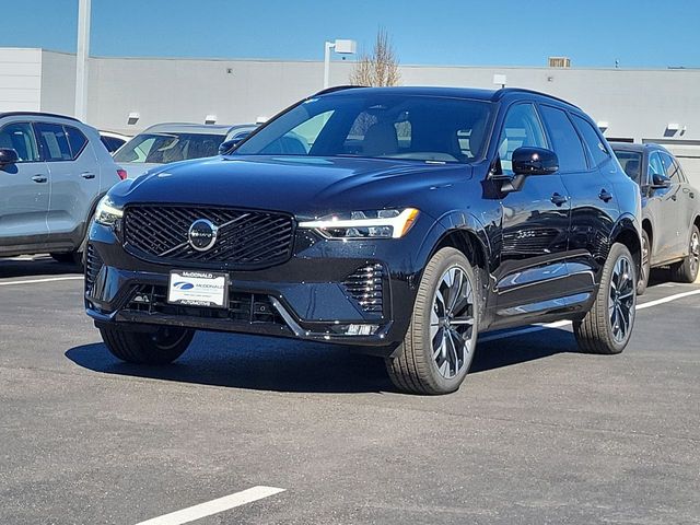 New 2026 Volvo XC60 B5 Plus SUV