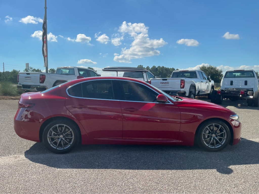 Used 2018 Alfa Romeo Giulia 4DR SDN RWD
