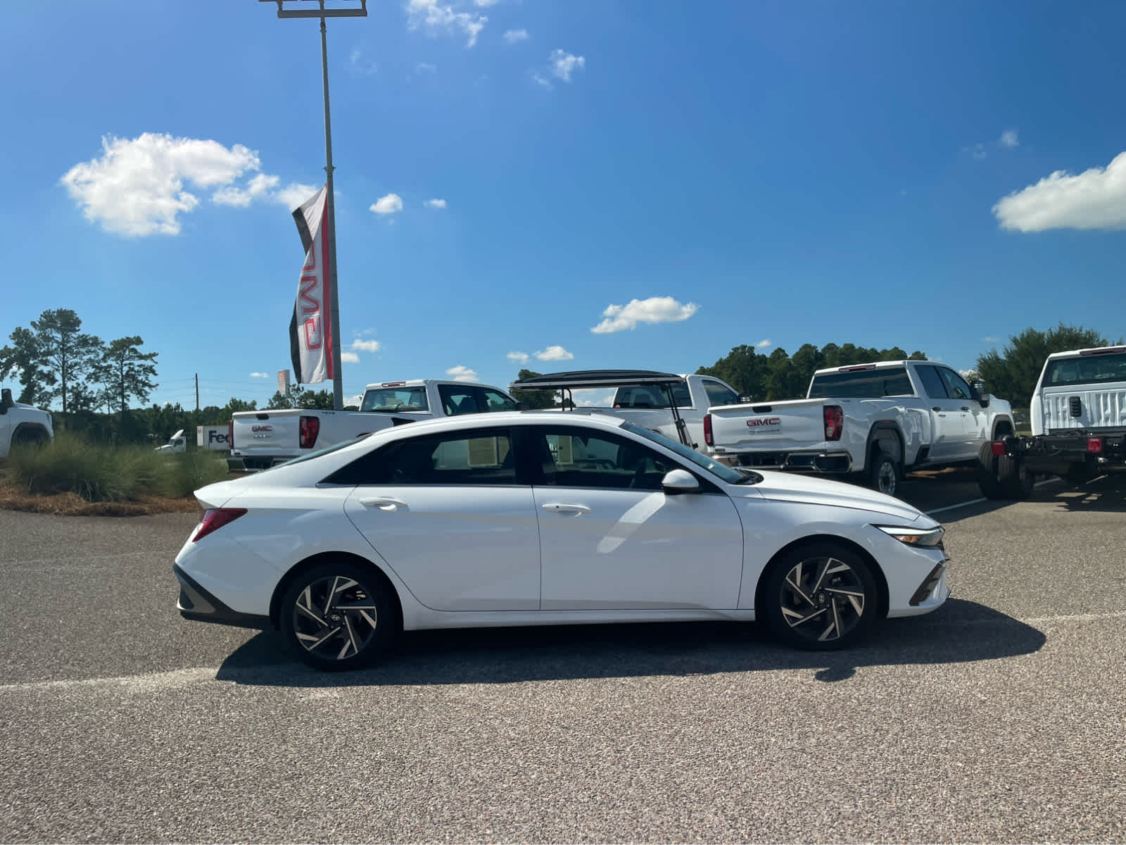 Used 2025 Hyundai Elantra SEL Convenience