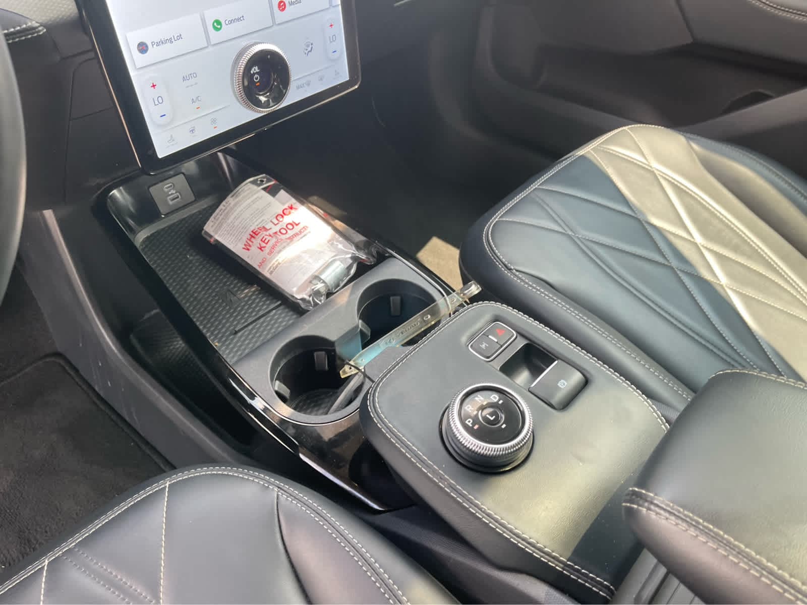 2022 Ford Mustang Mach-E California Route 1 AWD - Photo 17