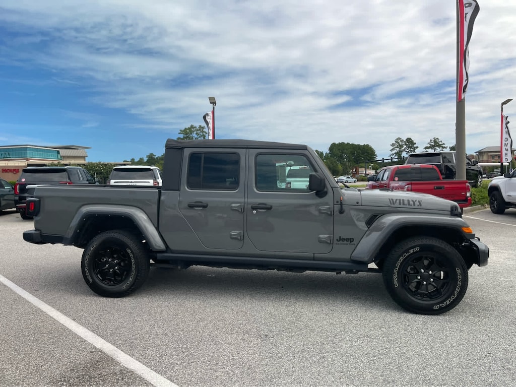 Used 2021 Jeep Gladiator Willys