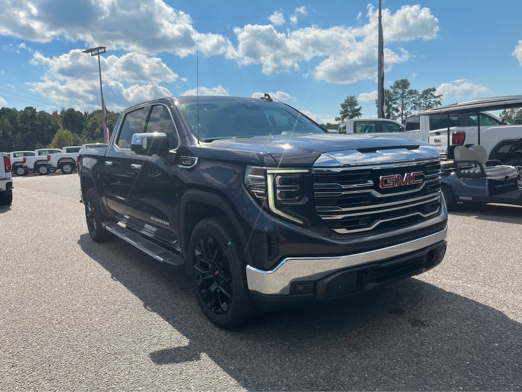 Used 2023 GMC Sierra 1500 SLT Truck