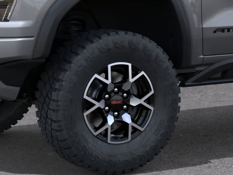 2026 GMC Canyon AT4X - Photo 9