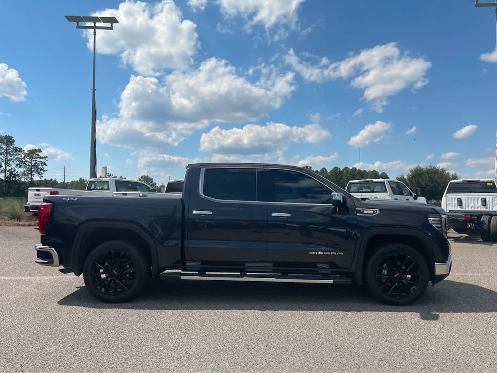 Used 2023 GMC Sierra 1500 SLT Truck