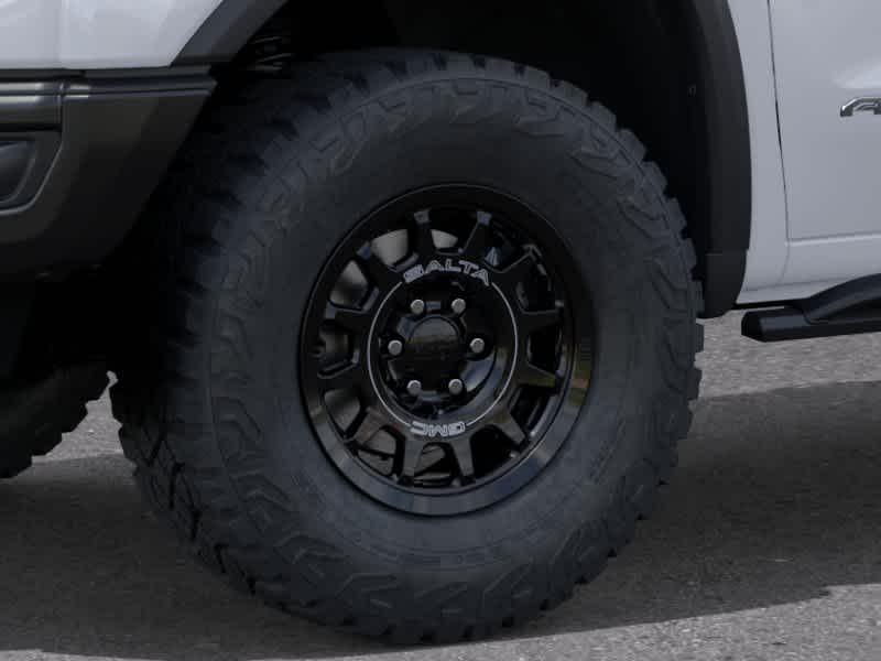 2026 GMC Sierra 1500 AT4X - Photo 9