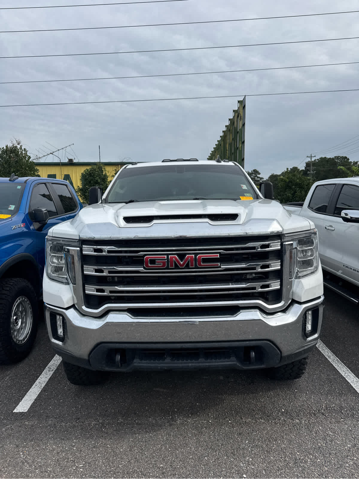 Used 2021 GMC Sierra 2500 HD SLE Truck