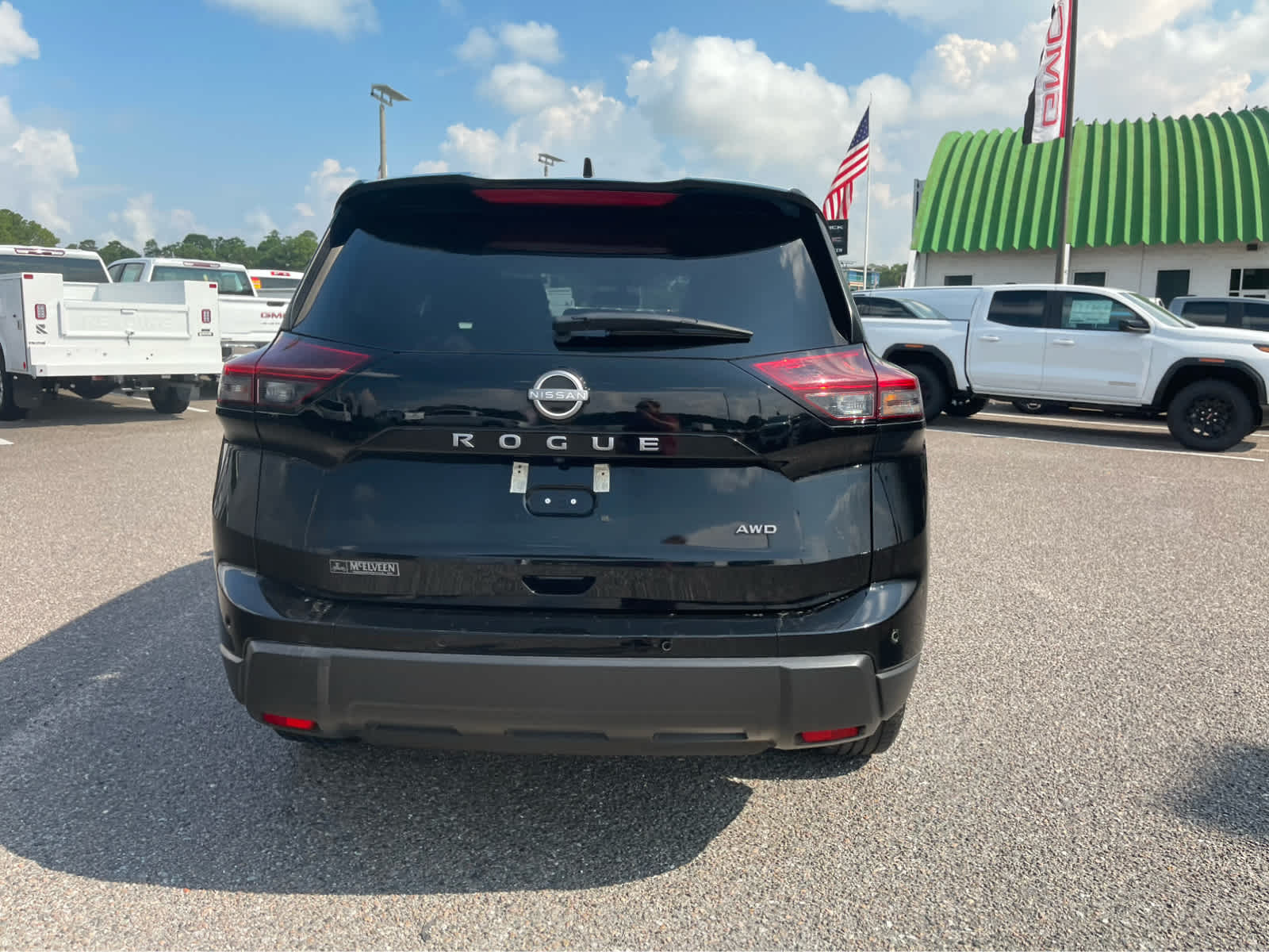 2025 Nissan Rogue SV - Photo 6