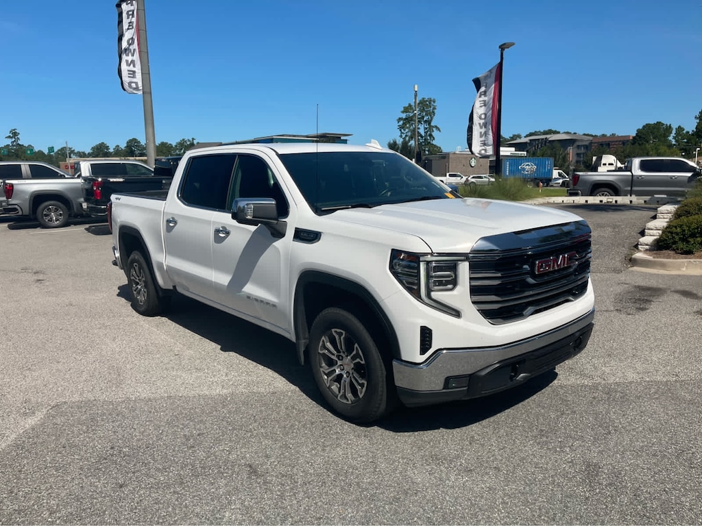 Used 2025 GMC Sierra 1500 SLT Truck