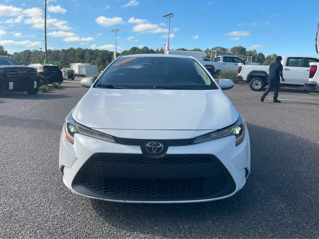 Used 2021 Toyota Corolla LE