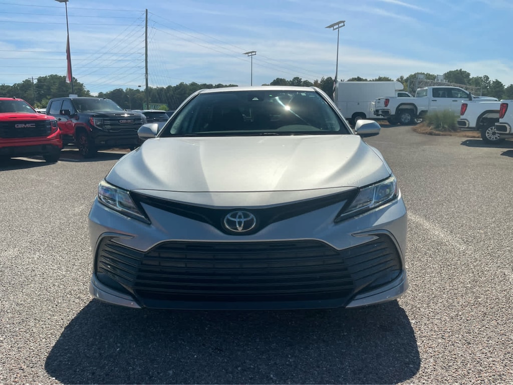 Used 2022 Toyota Camry LE