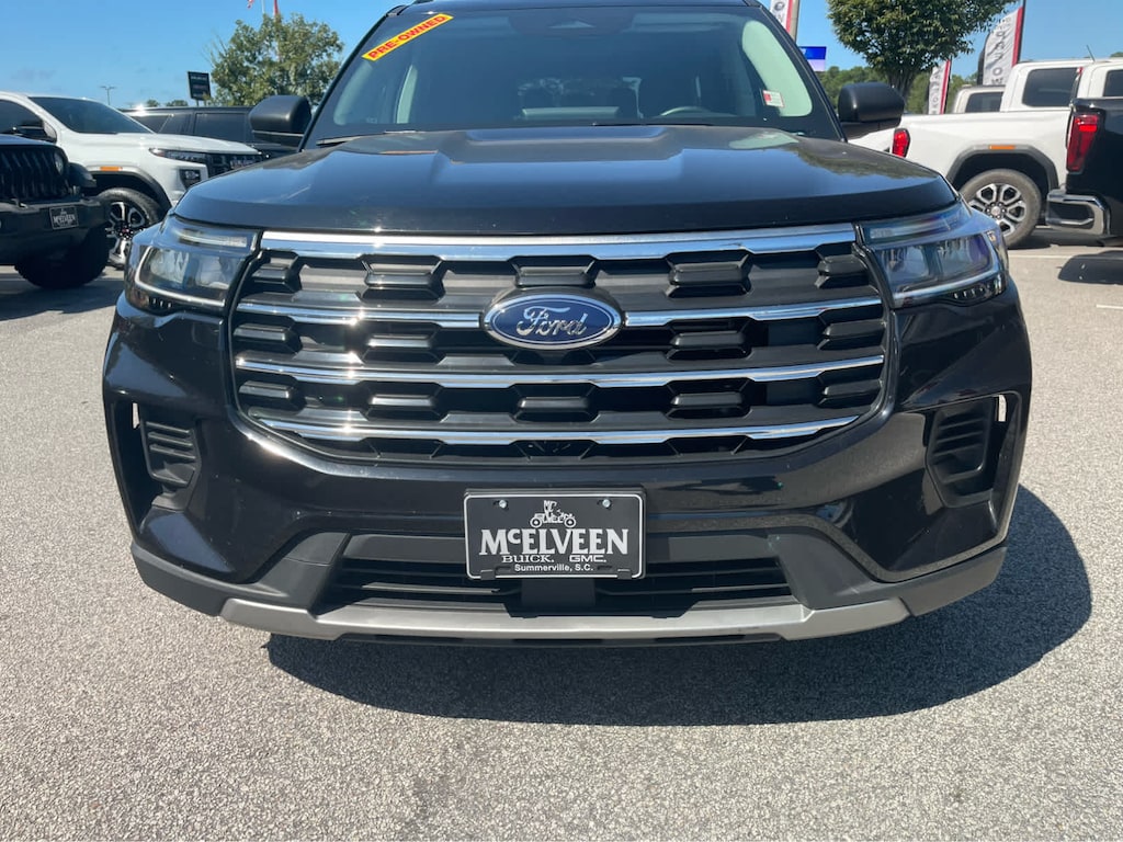 Used 2025 Ford Explorer Active