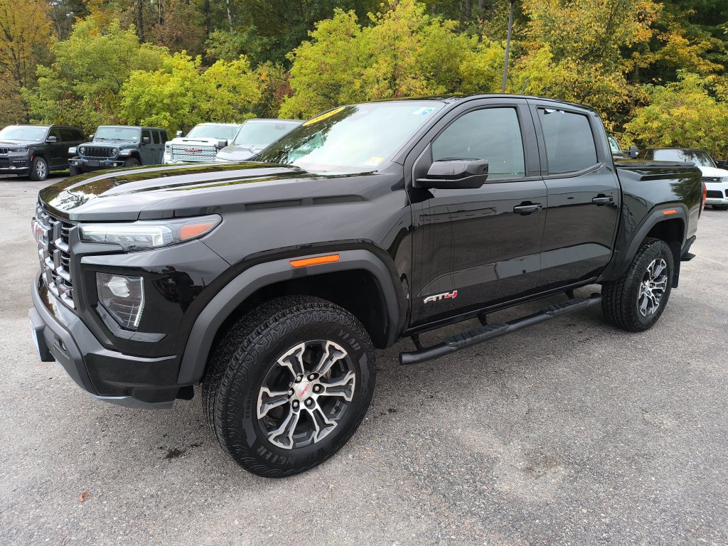 2024 GMC Canyon